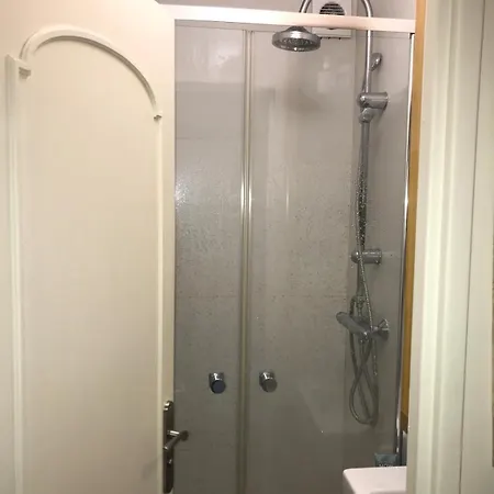 Barbes 2 - Ci - Luminous For 4 P With Balcony - 75018 Apartman *